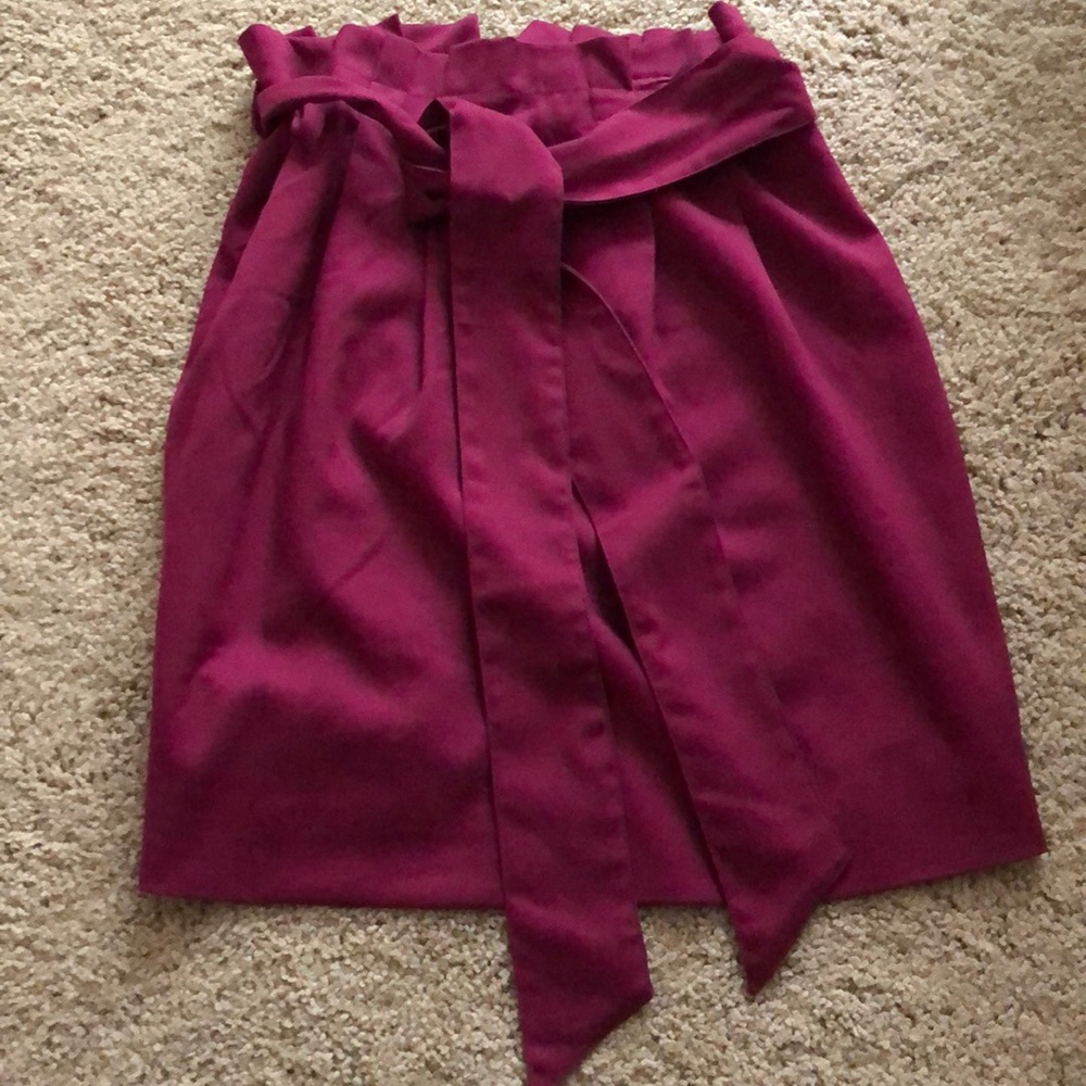 Paper bag waist pencil skirt by Modbe